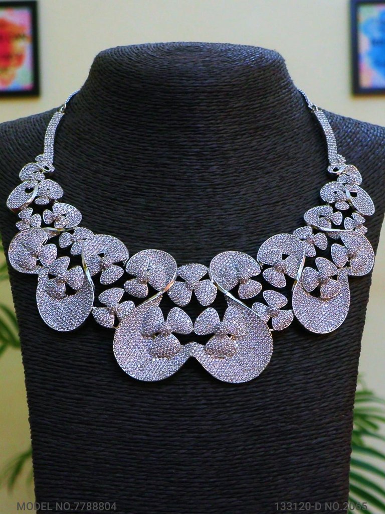Trendy Traditional Necklace Set | Ideal Birthday Gift - View 2