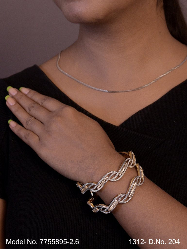 Dulhan Shine Bangles - View 2 - Amaara World